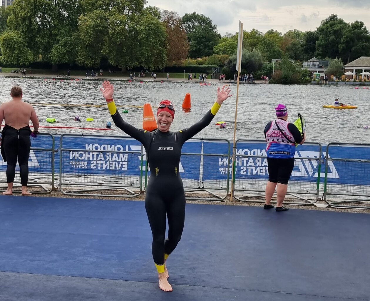 get_sub_field('image')['alt']