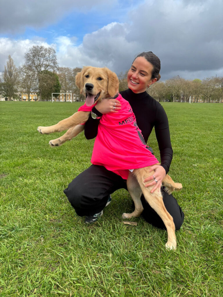 get_sub_field('image')['alt']